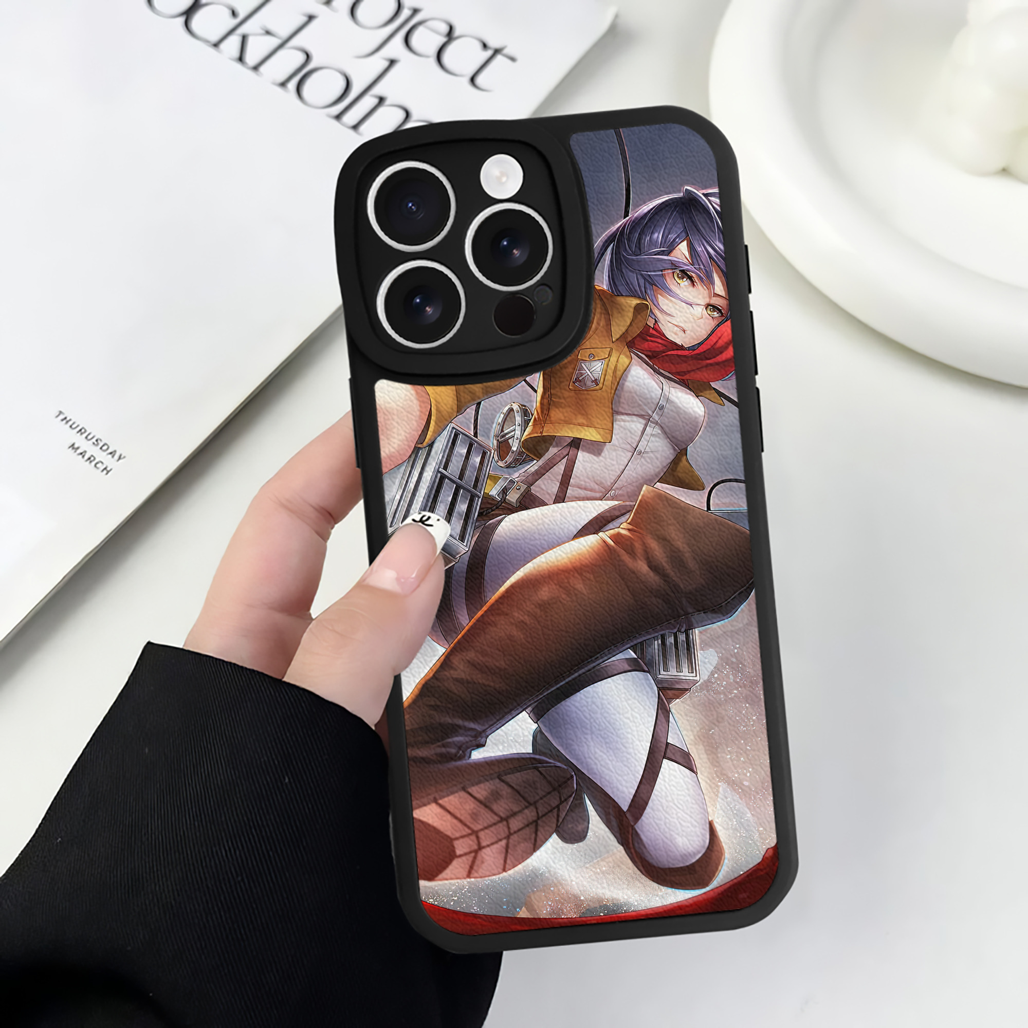（画像用） 進撃の巨人 Attack on Titan 【iPhone 16シリーズ対応】シリコンスマホケース（レザー調） 材質：シリコン